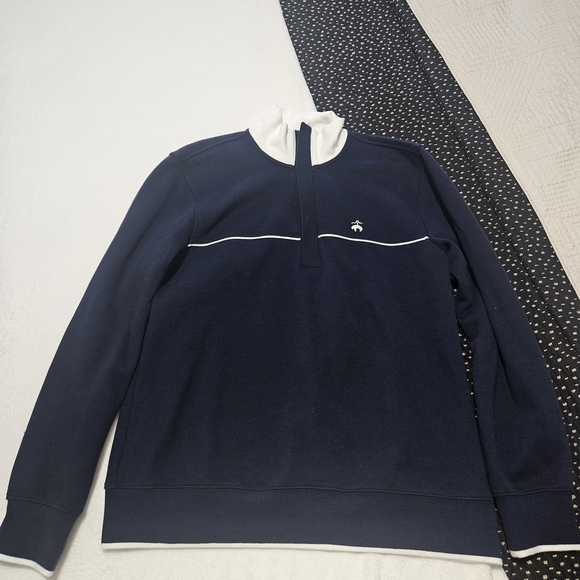 Brooks Brothers Navy Turtleneck Sweater with White Trim Size M